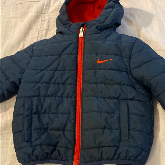 Nike Blue and Red Puffer Jacket with Hood - Picture 7 of 9